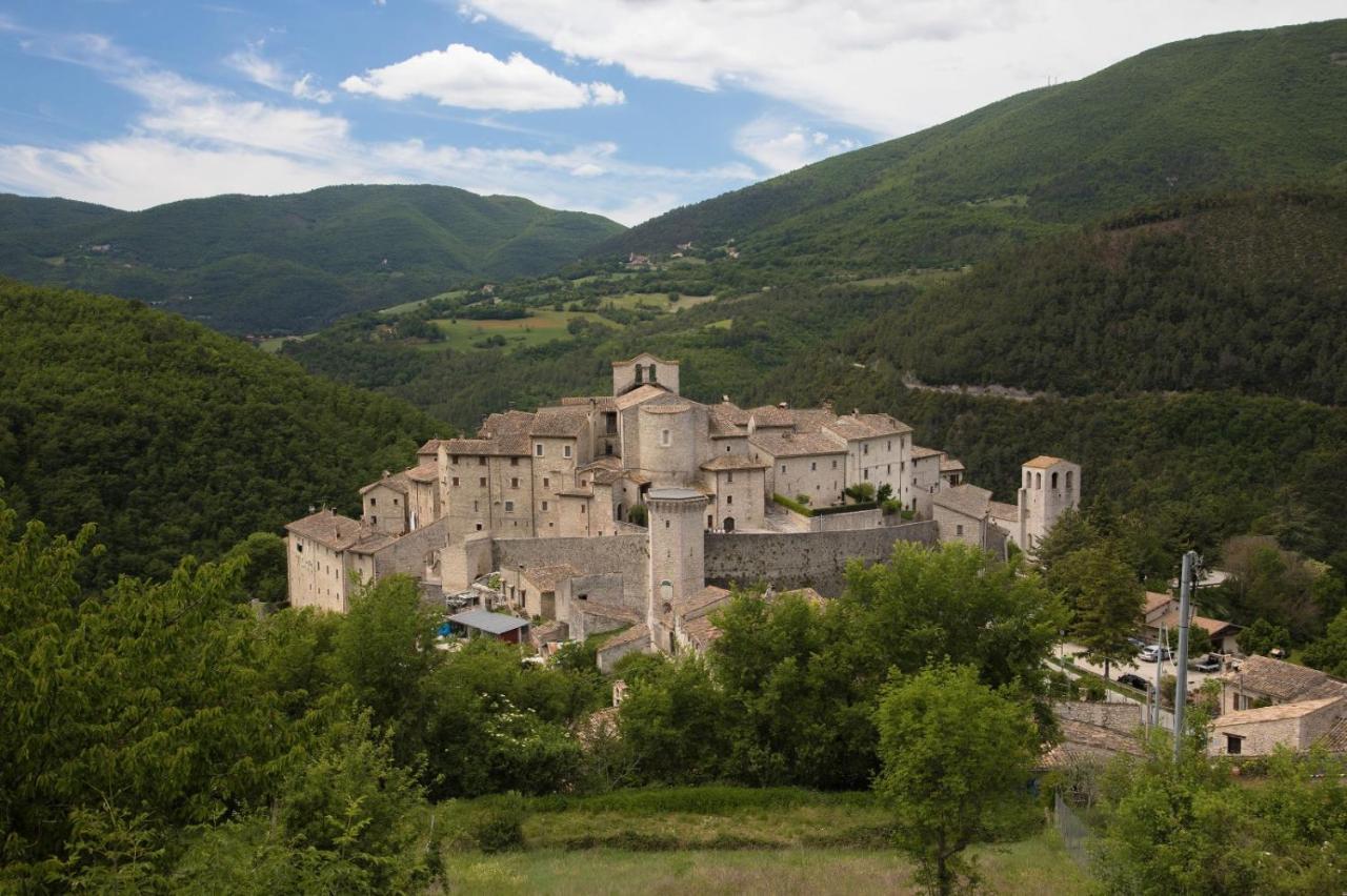 Il Tripode - Le Dimore Del Bordone Vallo di Nera Buitenkant foto